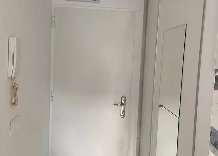 Apartment Estudio Terraza Soleada Wifi Cerca Del Aeropuerto Torremolinos