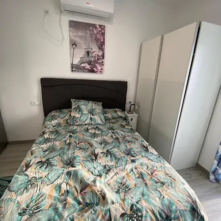 Appartement Estudio Terraza Soleada Wifi Cerca Del Aeropuerto