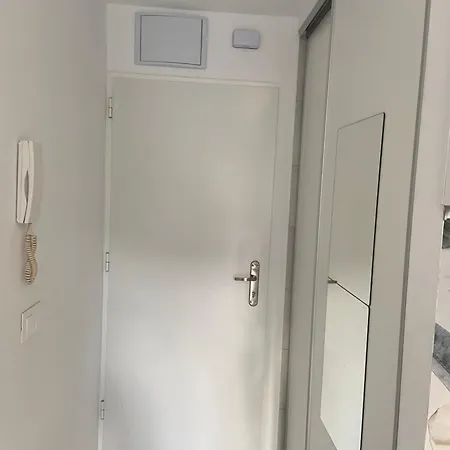 Apartament Estudio Terraza Soleada Wifi Cerca Del Aeropuerto Torremolinos